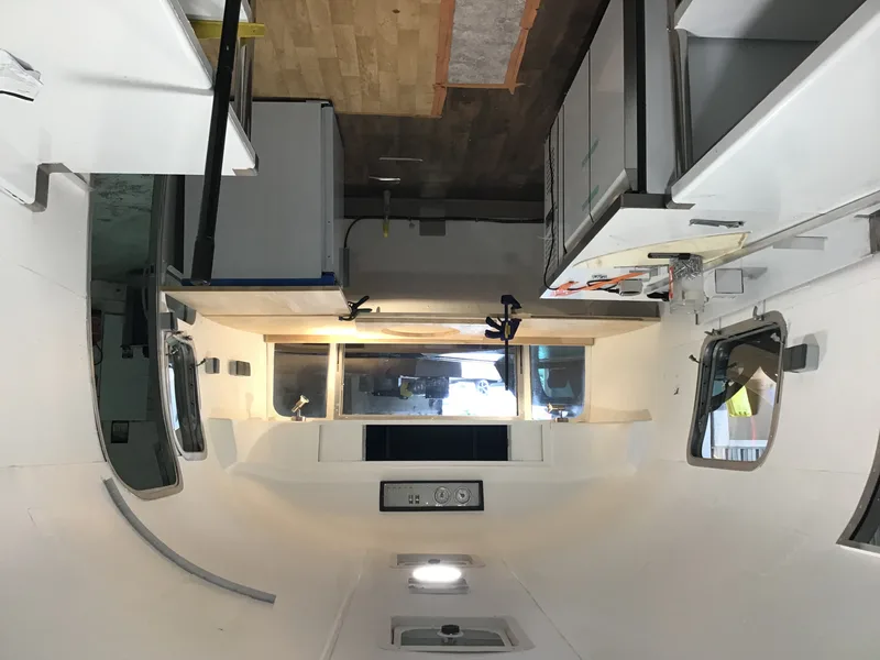 Aménagement intérieur de la cuisine de notre Airstream