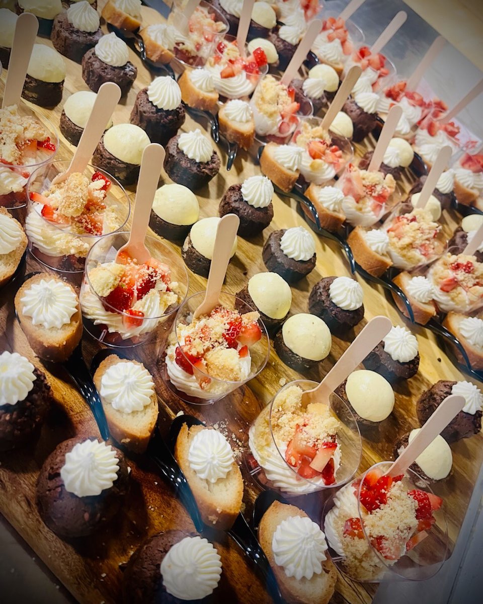 Comment choisir son traiteur de mariage : le guide complet 2026