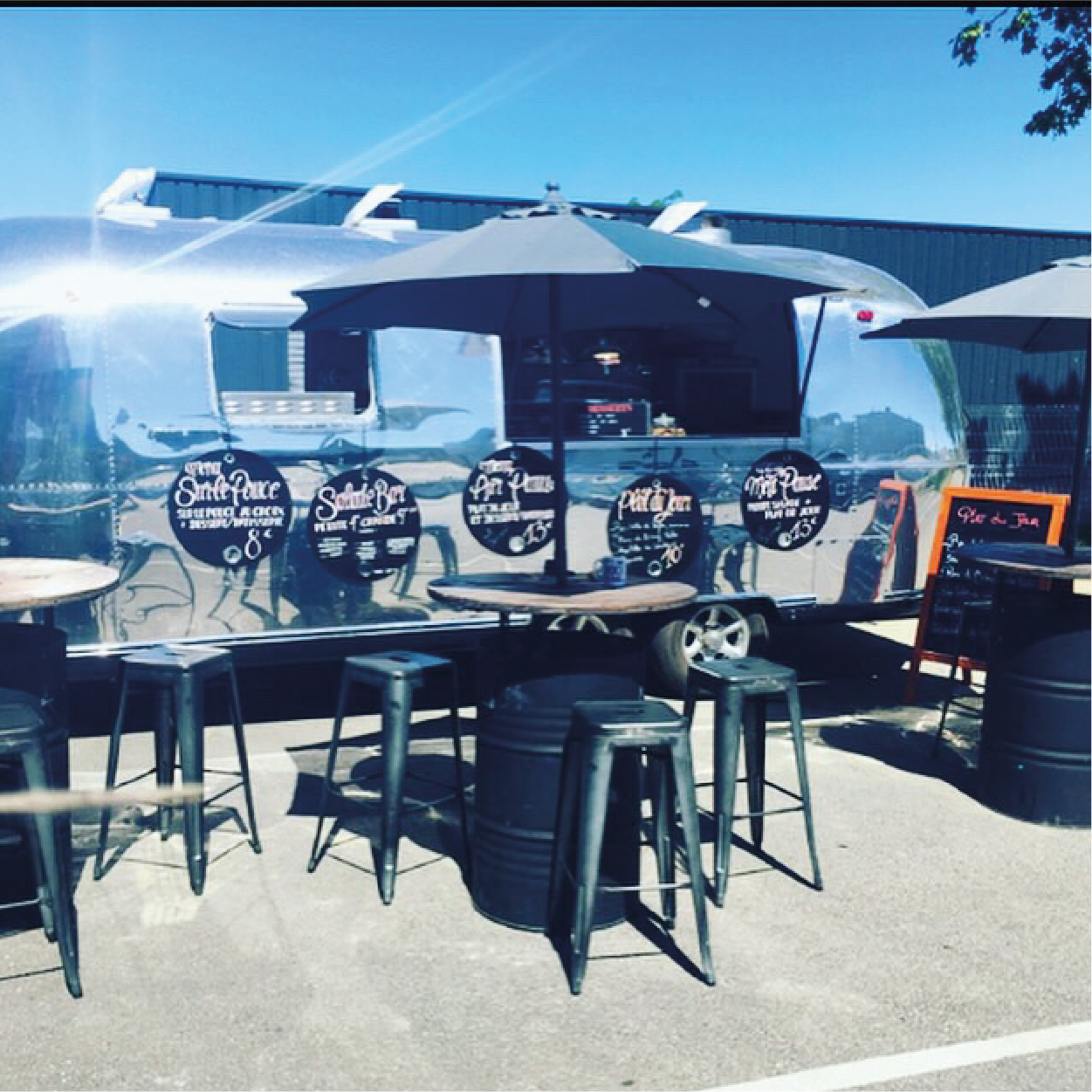 Notre caravane Airstream sur son emplacement.